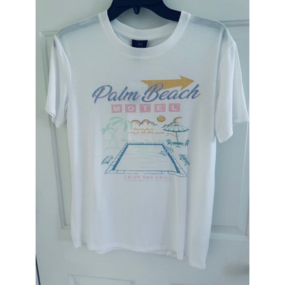 NWT Oak & Trellis Palm Beach Motel Graphic Tee White Size XS Retail $38